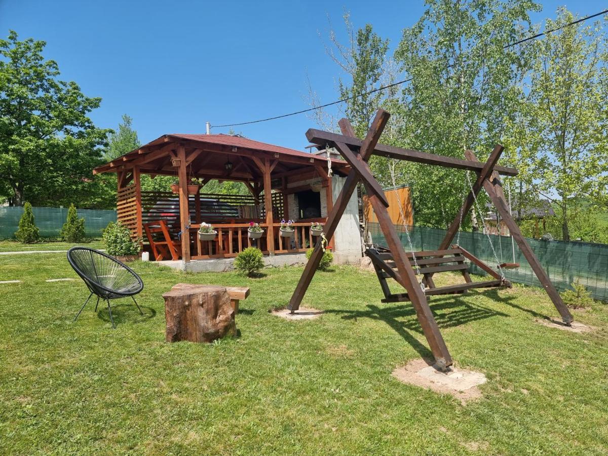Mountain House Brutusi 17 Bjelasnica Trnovo Bih Exteriör bild