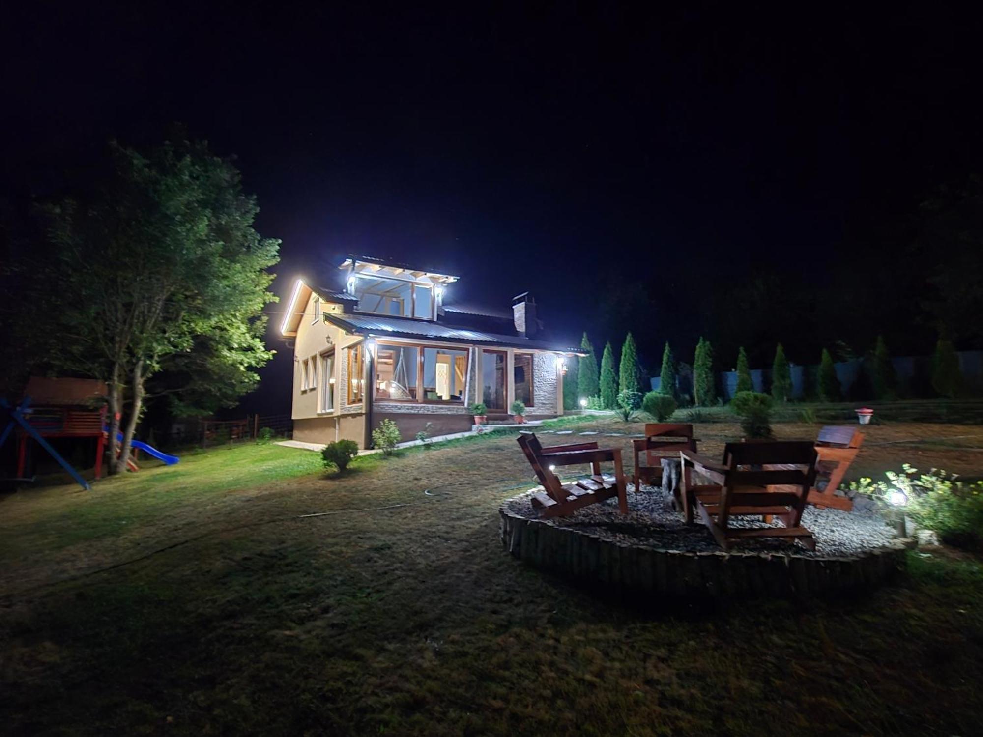 Mountain House Brutusi 17 Bjelasnica Trnovo Bih Exteriör bild